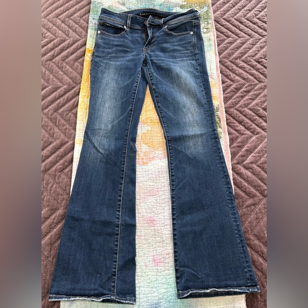 American Eagle super stretch boot cut jeans medium wash size 6